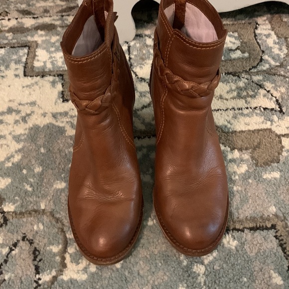 Great condition leather wedge booties - Picture 2 of 4